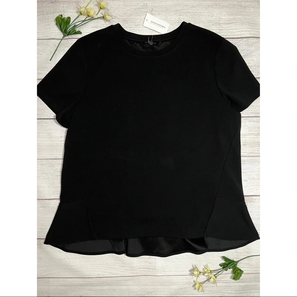 Banana Republic Crew Neck Short Sleeve Panel Detail Top - Picture 7 of 11